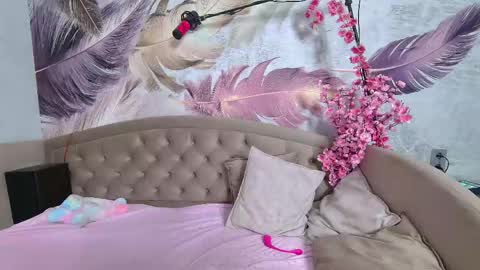 arianna_flower online show from April 8, 1:16 am