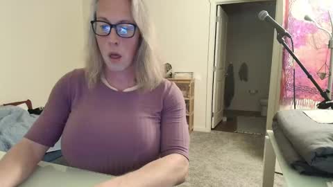 Arianna Sinz online show from September 11, 6:02 am