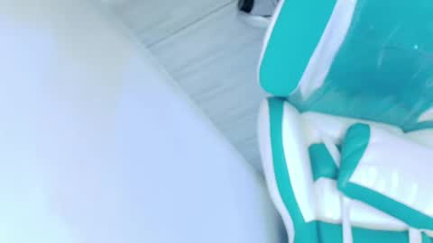Snapshot of arianna_sweeet chatting on May 2, 3:55 am arianna_sweeet online show from May 2, 3:55 am