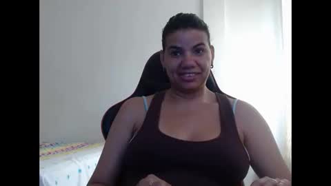 Snapshot of ariannaloovel chatting on December 27, 7:03 pm ariannaloovel online show from December 27, 7:03 pm