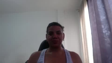 Snapshot of ariannaloovel chatting on November 27, 4:09 pm ariannaloovel online show from November 27, 4:09 pm