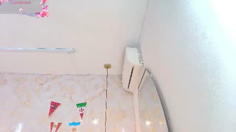 Snapshot of ariannaruiz chatting on July 19, 12:53 pm Arianna online show from July 19, 12:53 pm