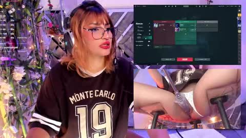 Snapshot of arianova_ chatting on April 23, 1:24 pm Aria online show from April 23, 1:24 pm