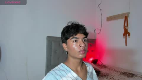 ariel_adan online show from April 23, 12:01 am