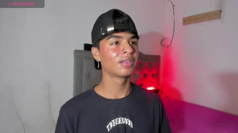 ariel_adan online show from April 27, 11:25 pm