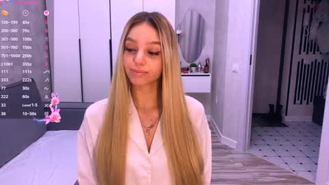 Snapshot of arielarlt chatting on April 28, 9:20 pm Ase online show from April 28, 9:20 pm