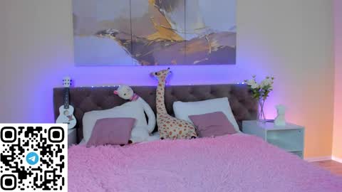 Ariella GTM3  Tue Wed Thu Fri Sat  0400 am-1030pm online show from January 15, 7:05 am