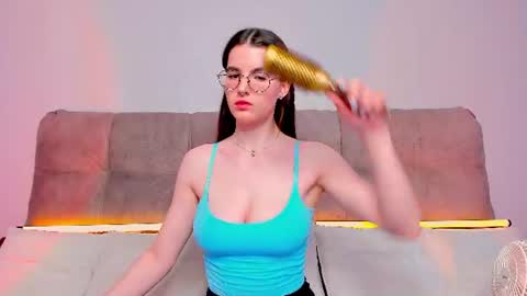 Snapshot of ariellateska chatting on July 1, 3:19 am Ariella online show from July 1, 3:19 am