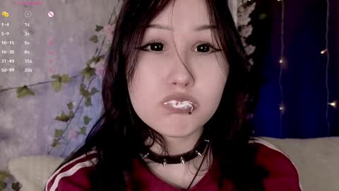 Dee online show from April 9, 6:19 am