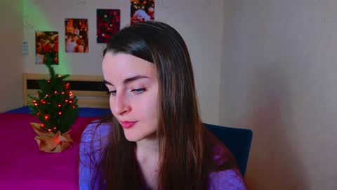 arielstonks_lovee online show from December 18, 3:47 am