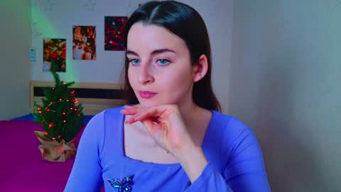 arielstonks_lovee online show from December 18, 6:53 am