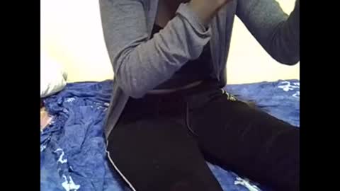 Snapshot of aries_eve chatting on January 27, 10:49 am aries_eve online show from January 27, 10:49 am