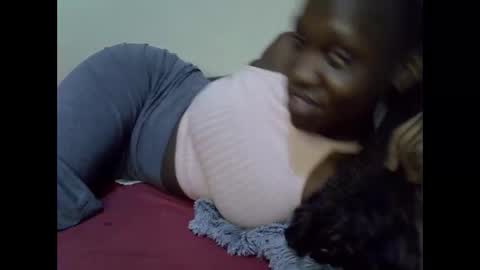 Snapshot of aries_eve chatting on October 10, 3:33 pm aries_eve online show from October 10, 3:33 pm