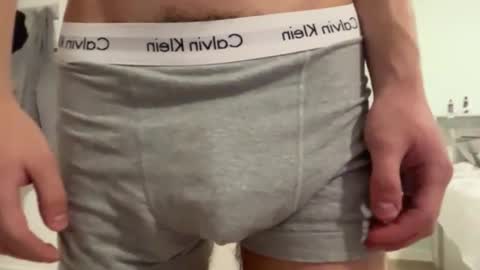 Aries Twink online show from October 14, 3:35 pm