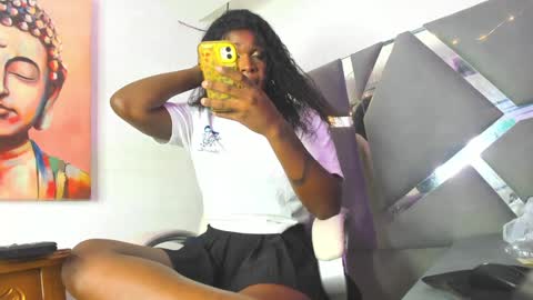 Snapshot of arii_xxx chatting on January 31, 4:25 am ari 3 online show from January 31, 4:25 am