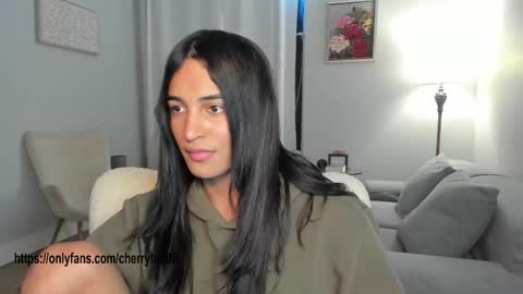 Aria online show from October 25, 7:38 am