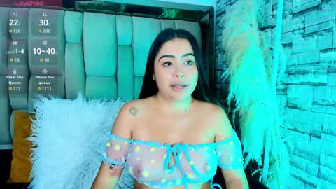 ariia_monroee online show from June 7, 2:05 am
