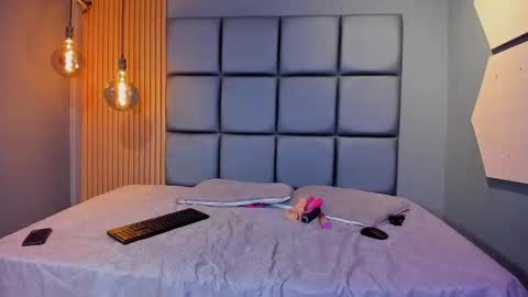 ARIANA   online show from September 13, 12:38 pm