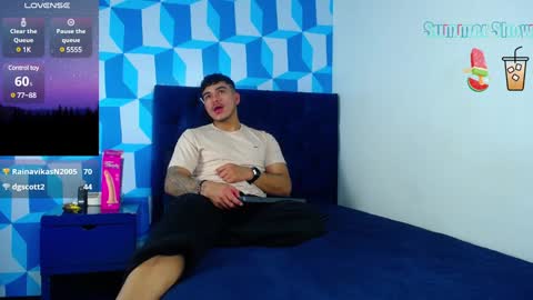 Snapshot of ariies13 chatting on January 11, 5:29 pm Ariies13 online show from January 11, 5:29 pm