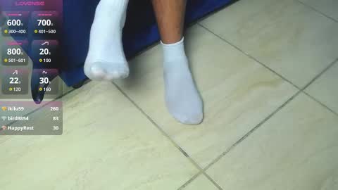 Snapshot of ariies13 chatting on February 9, 3:01 pm Ariies13 online show from February 9, 3:01 pm