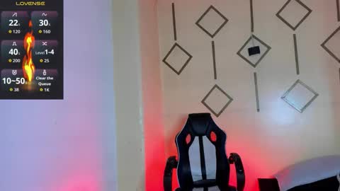 Snapshot of ariies13 chatting on November 4, 12:15 pm Ariies13 online show from November 4, 12:15 pm