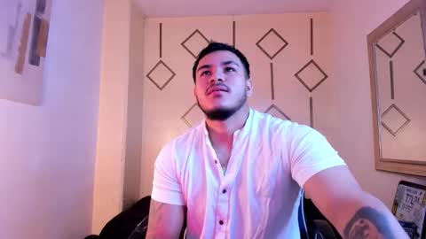 Snapshot of ariies13 chatting on November 15, 11:40 am Ariies13 online show from November 15, 11:40 am