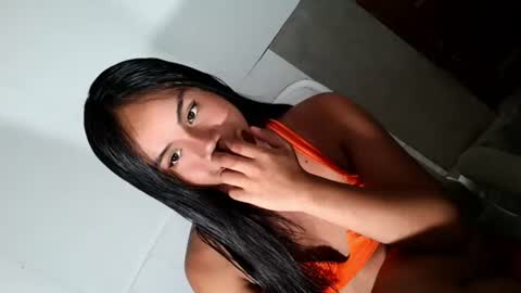 hi follow me its ARI  online show from June 22, 12:57 pm