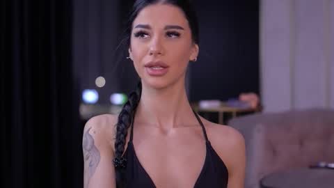 Arina online show from December 21, 6:15 pm