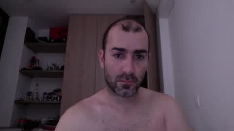 Snapshot of aristi11 chatting on December 8, 9:30 pm aristi11 online show from December 8, 9:30 pm