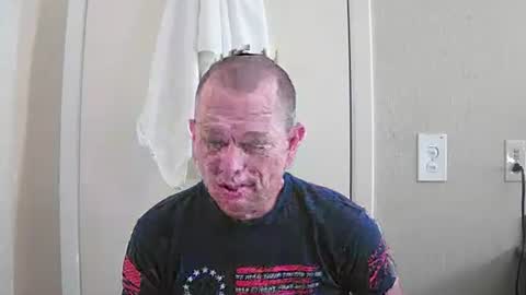 luv2benawty online show from April 18, 11:03 am