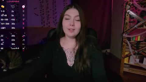 Snapshot of arizonaa_muse chatting on November 7, 1:27 am Astrid online show from November 7, 1:27 am