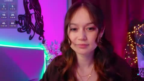 Bella3 online show from June 19, 8:45 pm