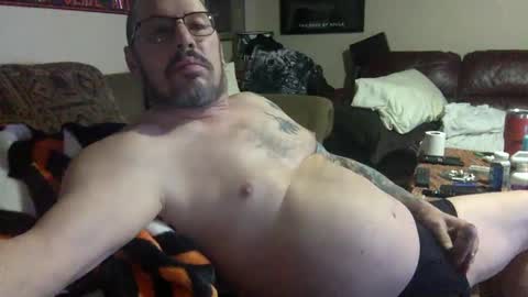 arley1966 online show from March 2, 4:28 am