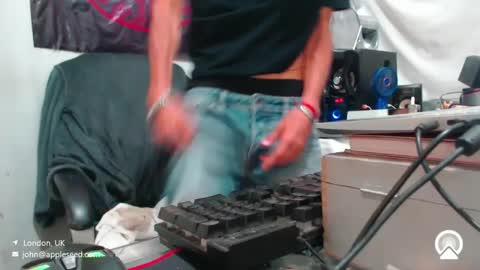 armaduradeacero online show from October 13, 11:49 pm