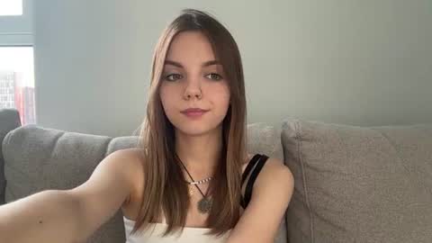 Lisa online show from July 6, 3:03 pm