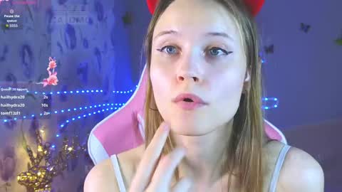 armurra online show from April 4, 6:16 pm