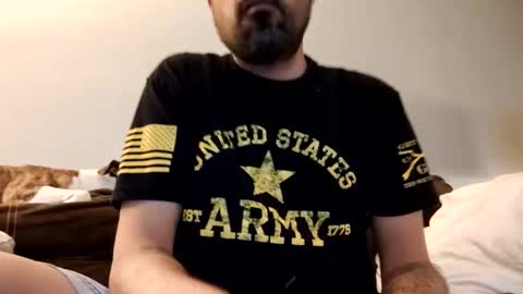 Snapshot of armyvetaz03 chatting on January 17, 8:08 am armyvetaz03 online show from January 17, 8:08 am