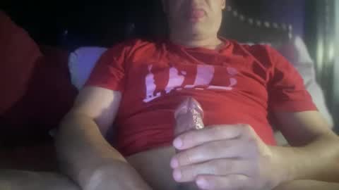 Snapshot of arnie774u chatting on October 27, 2:26 am arnie774u online show from October 27, 2:26 am