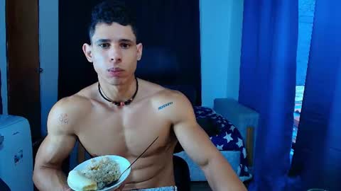 Snapshot of arnold_black69 chatting on July 20, 6:10 pm arnold black online show from July 20, 6:10 pm