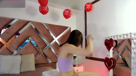 Aron cruz  online show from February 20, 1:00 pm