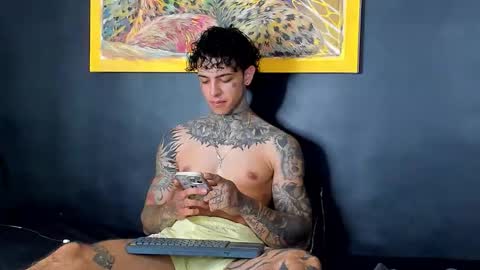 Snapshot of aron_ford chatting on September 10, 11:32 am Aron ford online show from September 10, 11:32 am