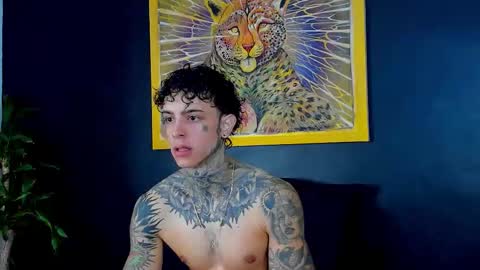 Snapshot of aron_ford chatting on September 22, 12:18 pm Aron ford online show from September 22, 12:18 pm