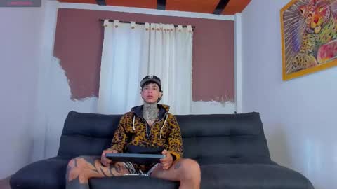 Snapshot of aron_ford chatting on September 29, 12:32 pm Aron ford online show from September 29, 12:32 pm