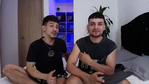 Aron Santoro online show from March 16, 11:09 pm