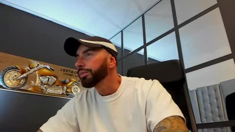 AronGrant online show from September 24, 9:23 am