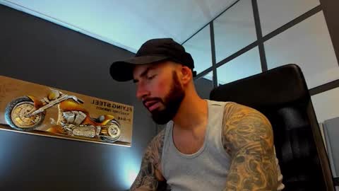 AronGrant online show from March 19, 9:02 am