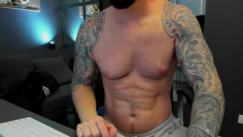 AronGrant online show from April 16, 9:32 am