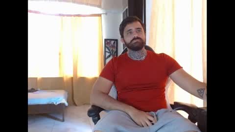 aronmiller online show from November 19, 3:56 pm