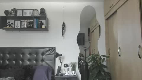 Snapshot of aronwilliams69 chatting on October 7, 4:48 pm ARON Independent model online show from October 7, 4:48 pm