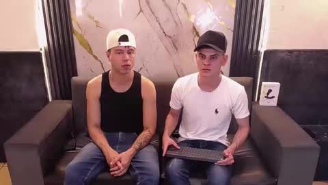 Aroon   online show from March 24, 4:06 am